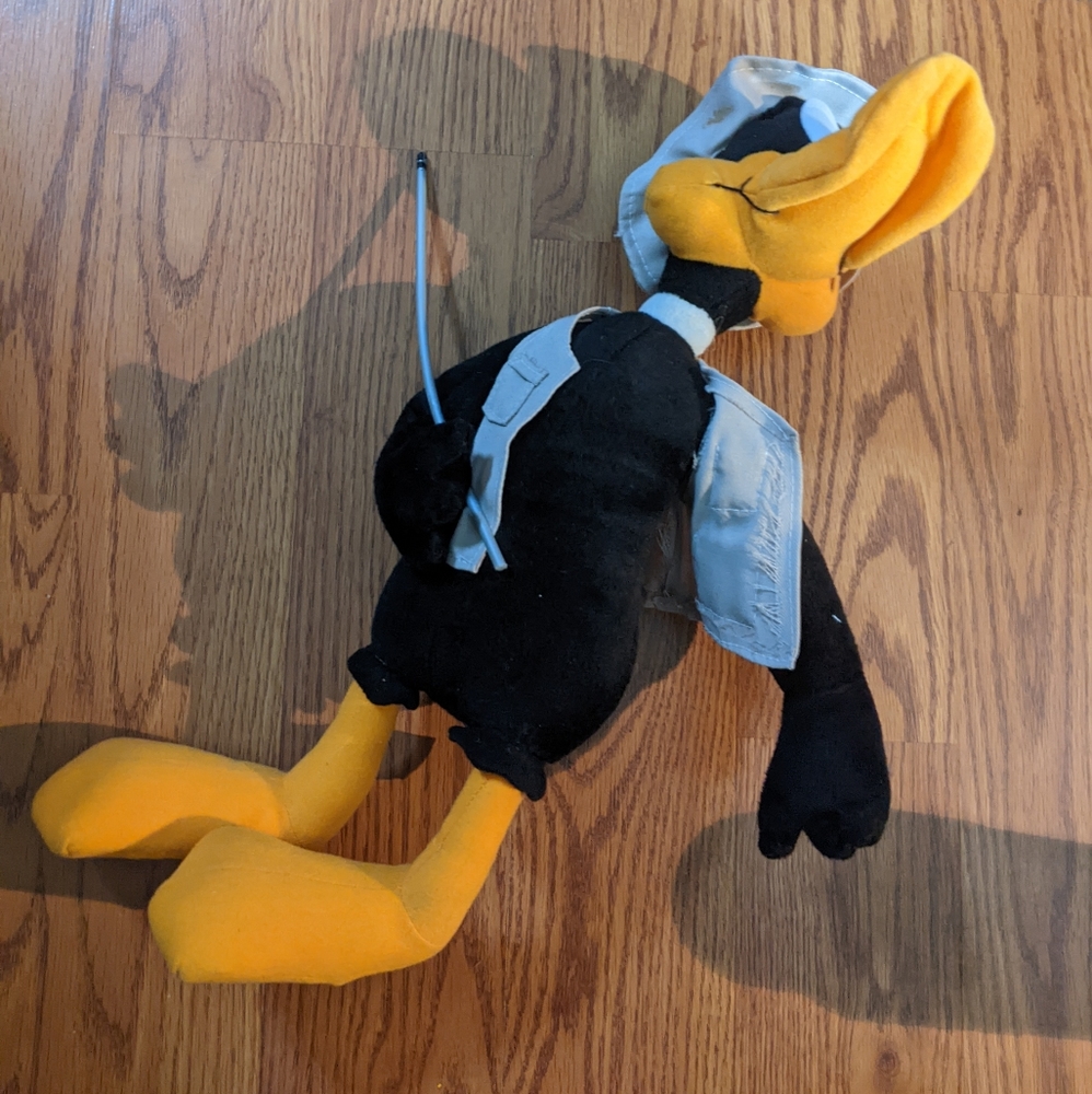 Vintage Daffy Duck stuffed plush FISHING Looney Tunes Nanco